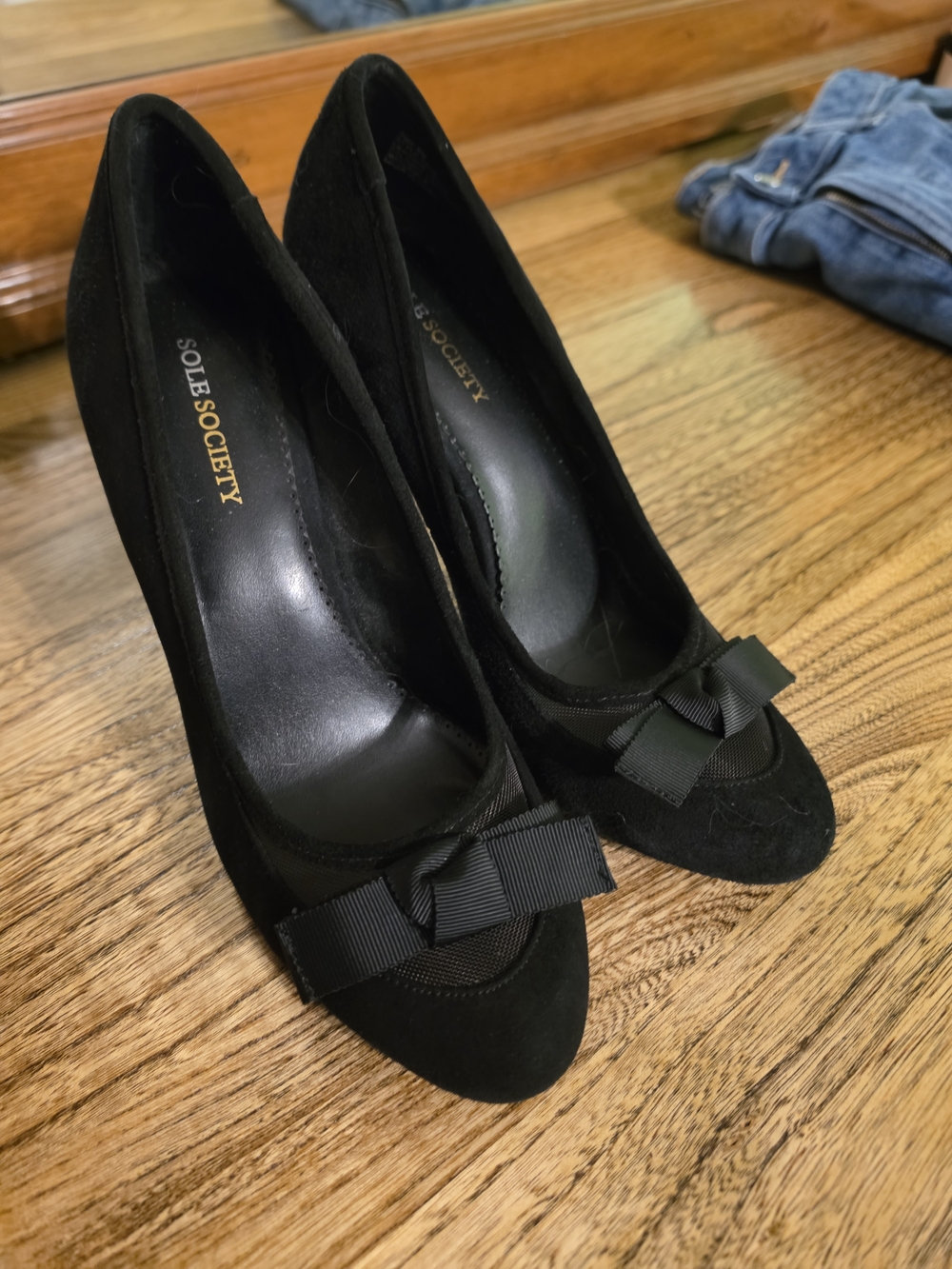 Sole Society Black Suede Pointed-Toe Pumps with Grosgrain Bow